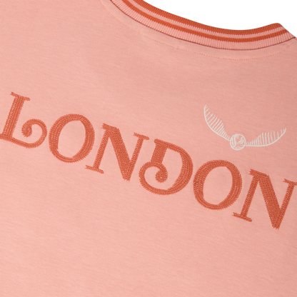 高級クィディッチ用具店 ロンドン Tシャツ
