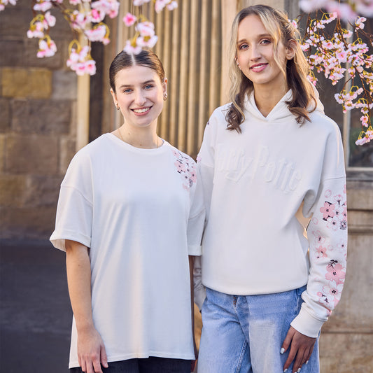 サクラ ホワイト パーカー